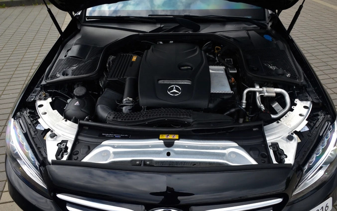 Mercedes-Benz Klasa C cena 123800 przebieg: 73000, rok produkcji 2018 z Leżajsk małe 562